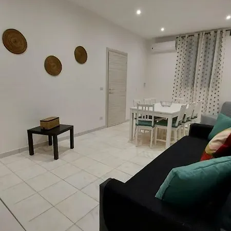 Holiday home Il Girasole Avola